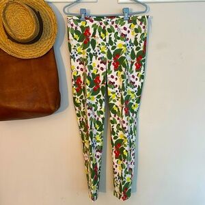 J. McLaughlin orchid berry farm print pants size 8.
